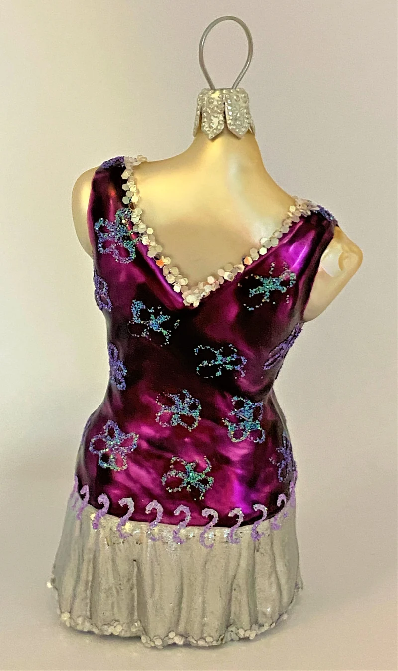 Kurzes violettes Kleid