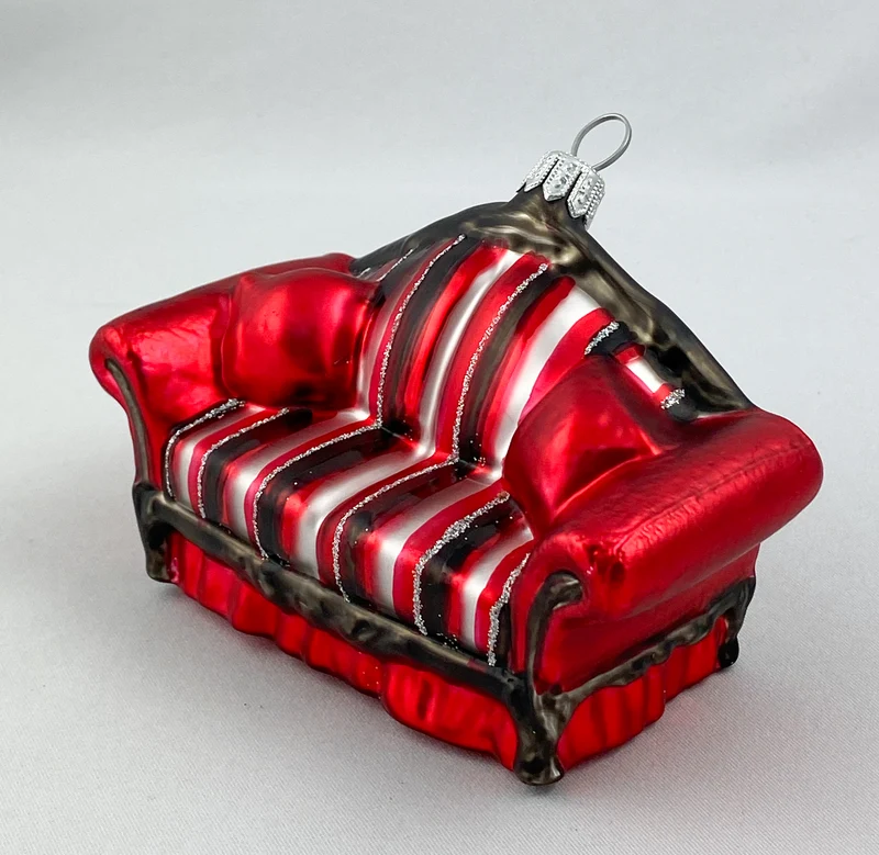 Sofa rot gestreift