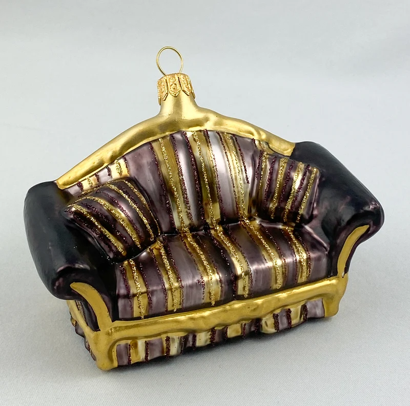 Sofa aubergine gestreift
