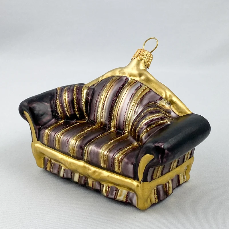 Sofa aubergine gestreift