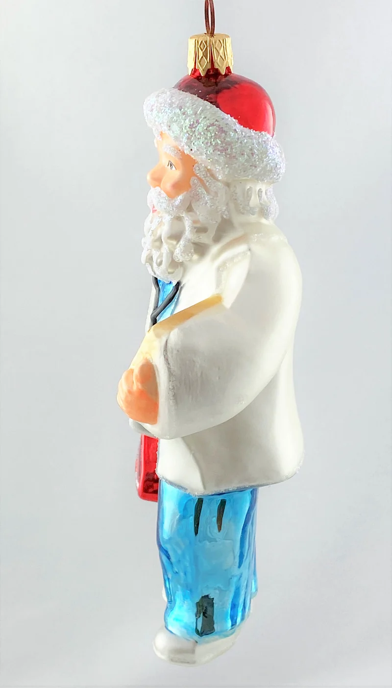 Santa als Arzt