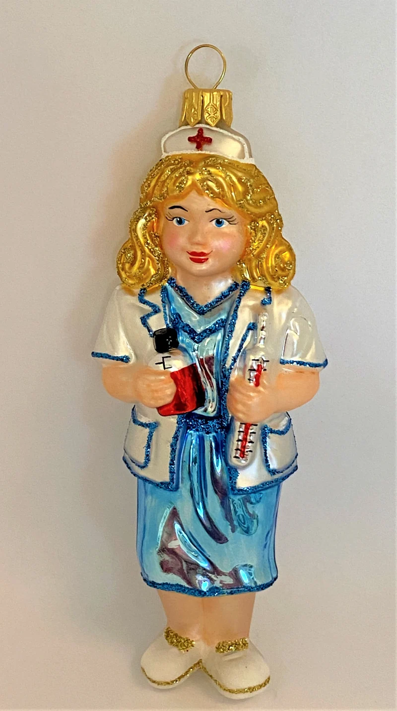Blonde Krankenschwester