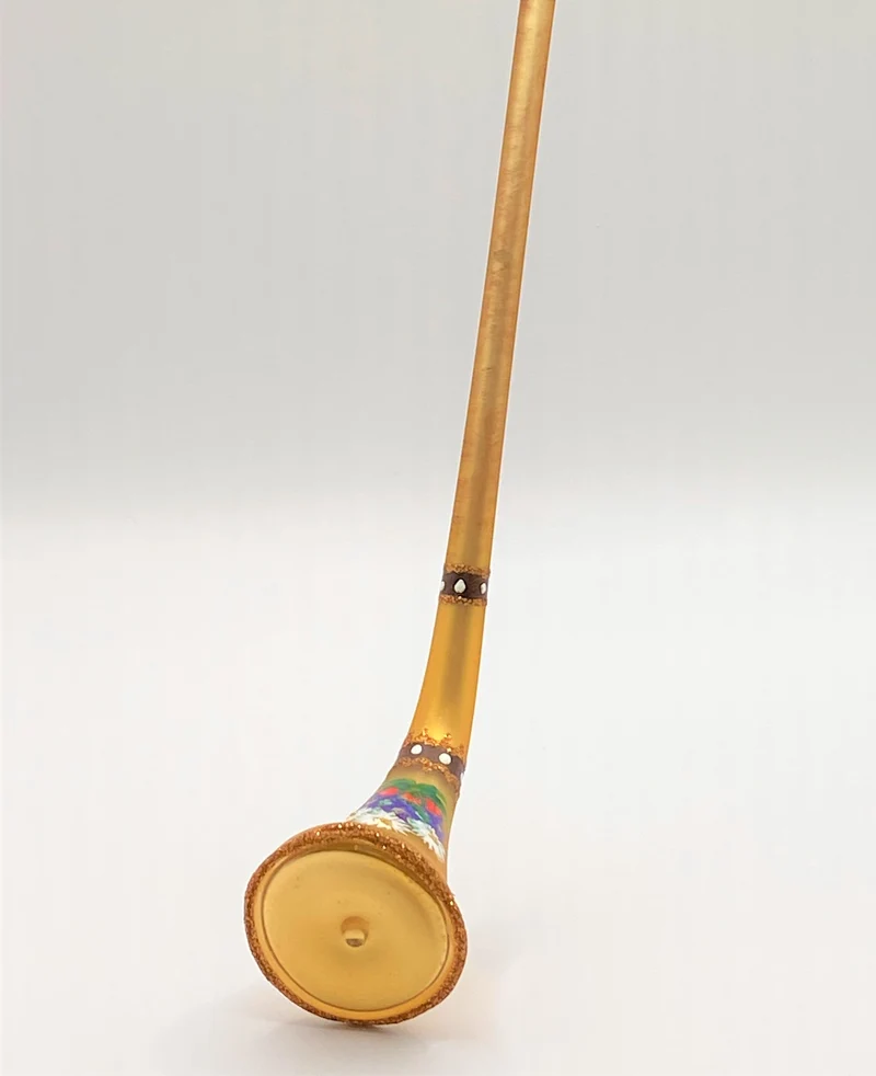 Alphorn mit Alpenblumenbemalung