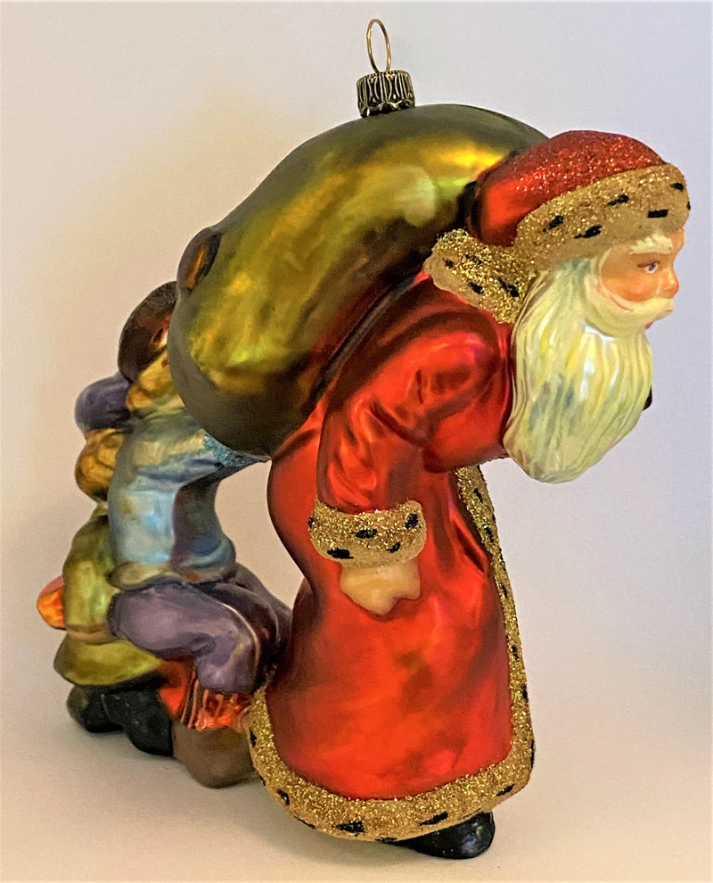 Zwei kleine Jungs spielen Santa-Klaus einen Streich, KOMOZJA MOSTOWSKI