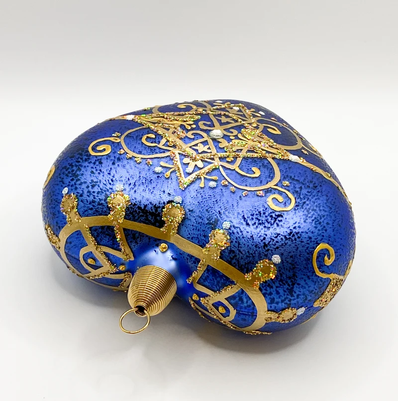 Blaues Herz mit orientalischem Golddekor