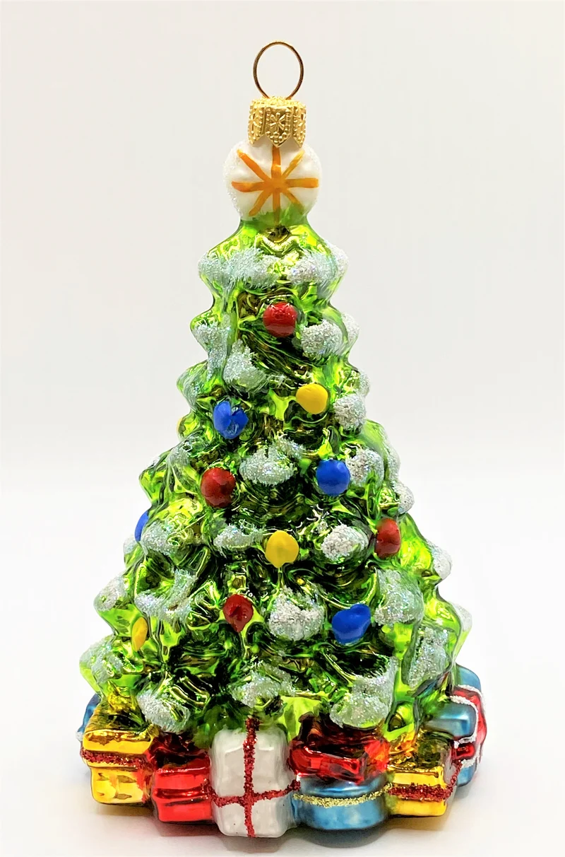 Kleiner Christbaum mit weissem Teddybär und Nussknacker