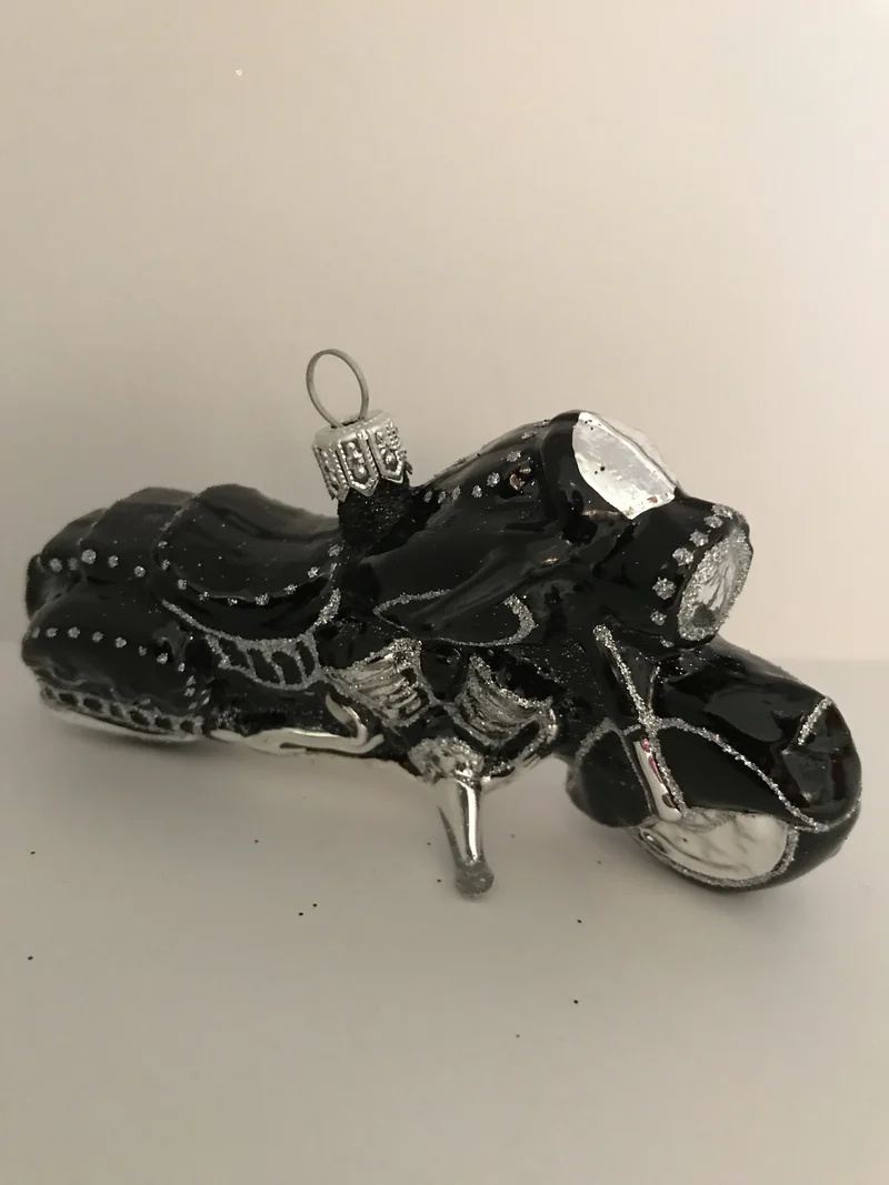Schweres schwarzes Motorrad