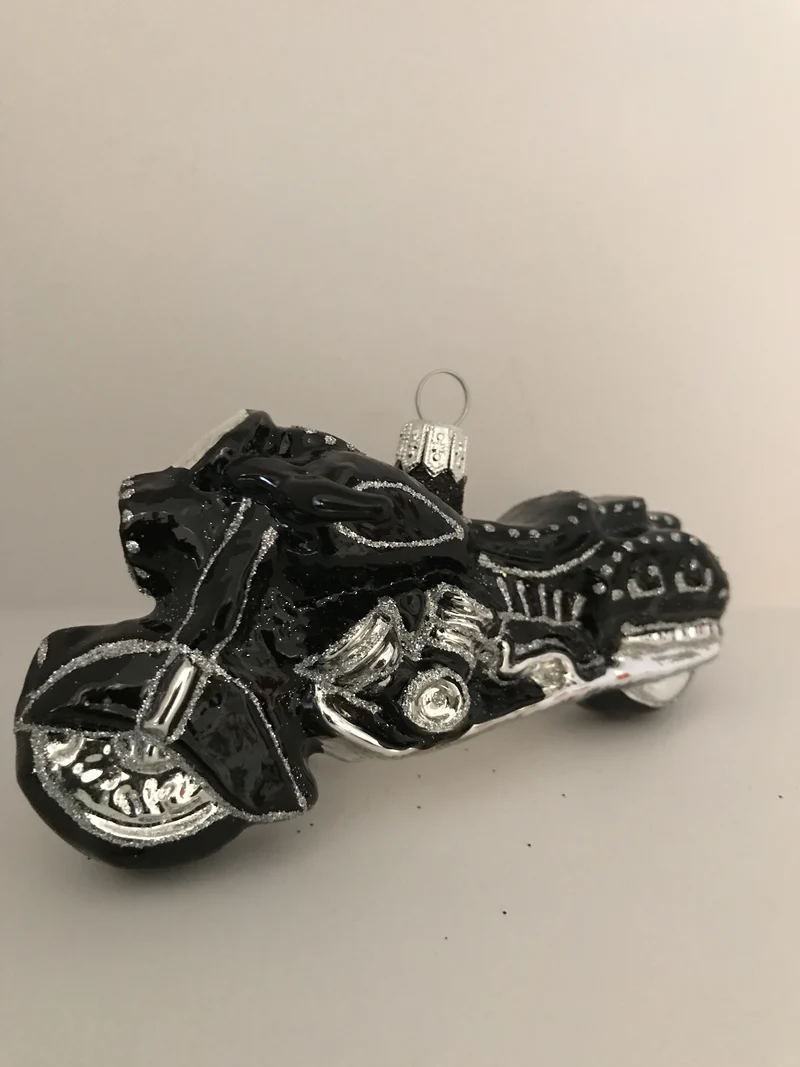 Schweres schwarzes Motorrad