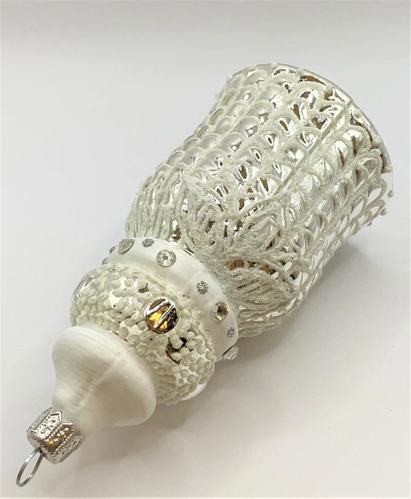 Silberne Quaste, Tassel