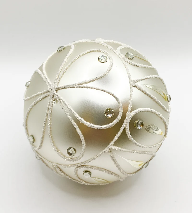 Kugel silber weiss mit Art-Deco Muster
