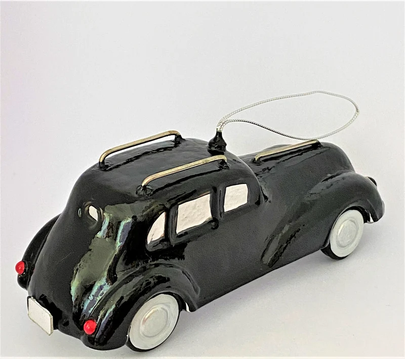 Schwarze Oldtimer Limousine, KOMOZJA MOSTOWSKI