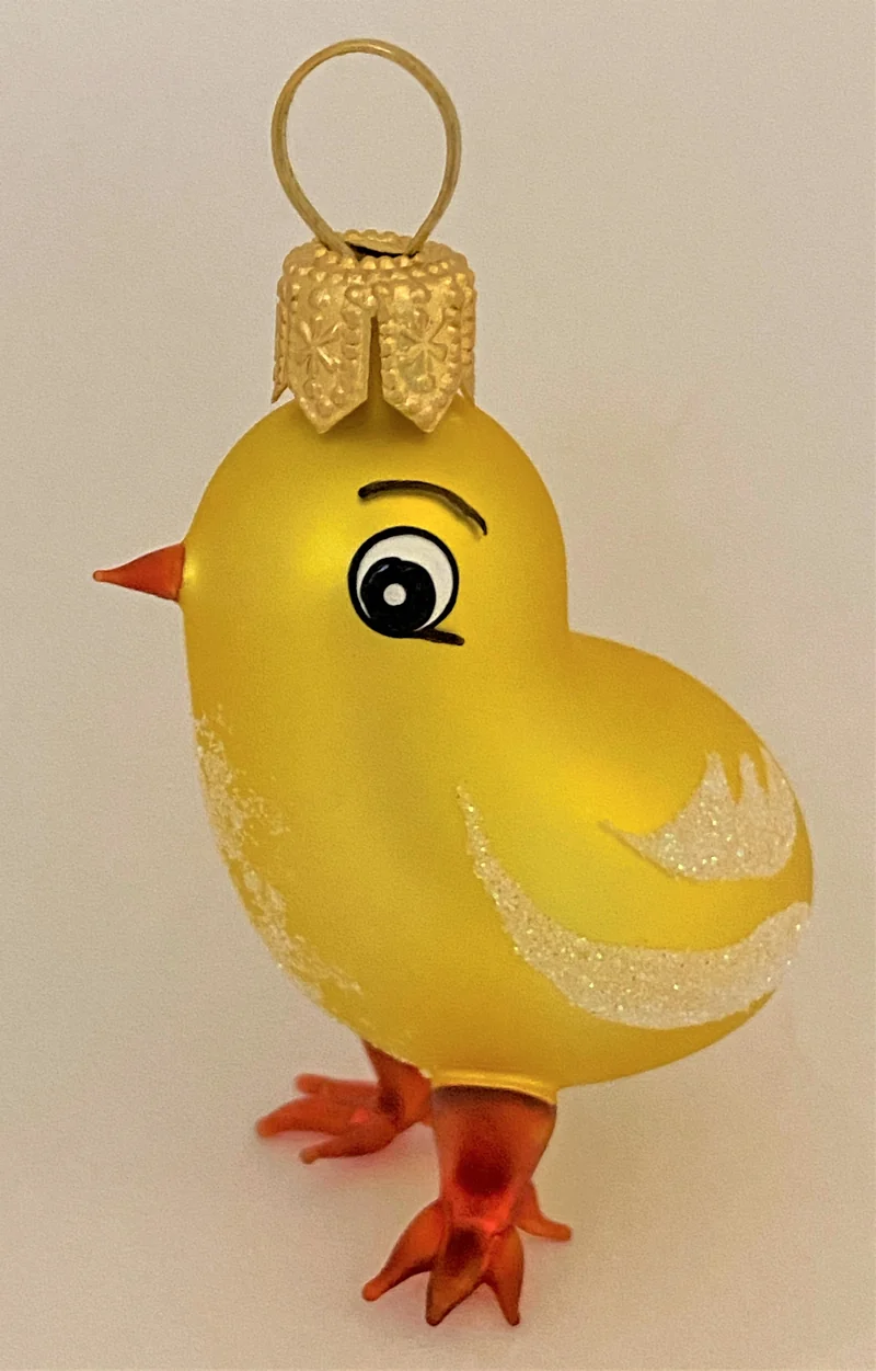 Kleines gelbes Küken