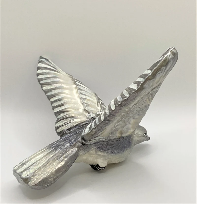 Fliegende Taube