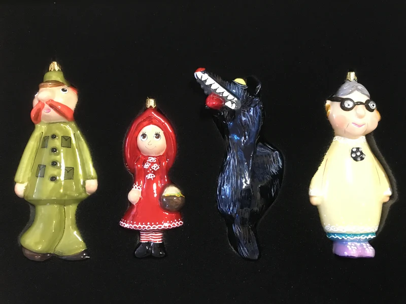 Märchen vom Rotkäppchen und dem bösen Wolf, KOMOZJA MOSTOWSKI