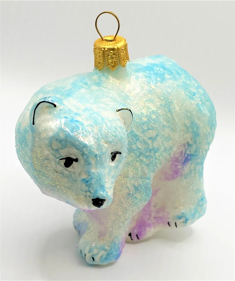 Eisblauer Eisbär
