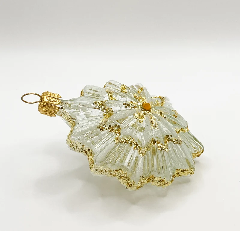 Stilisierter Stern transparent mit Gold-Dekor