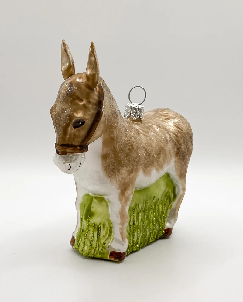 Brauner Esel