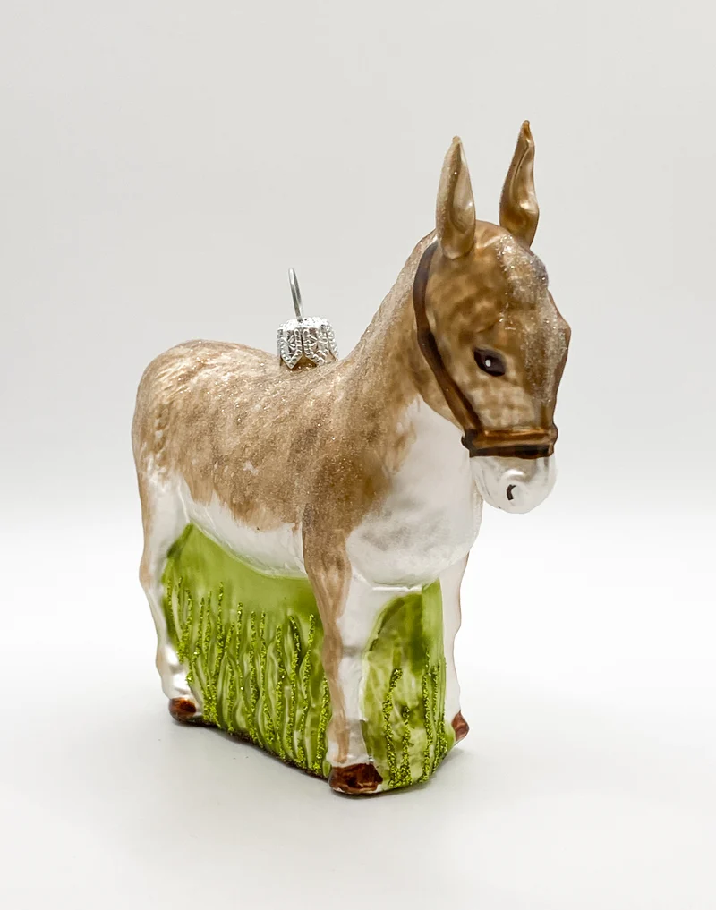 Brauner Esel