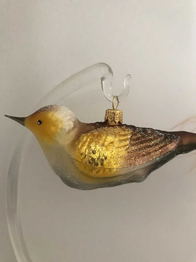 Grosses Weihnachtsvögeli gelbbraun