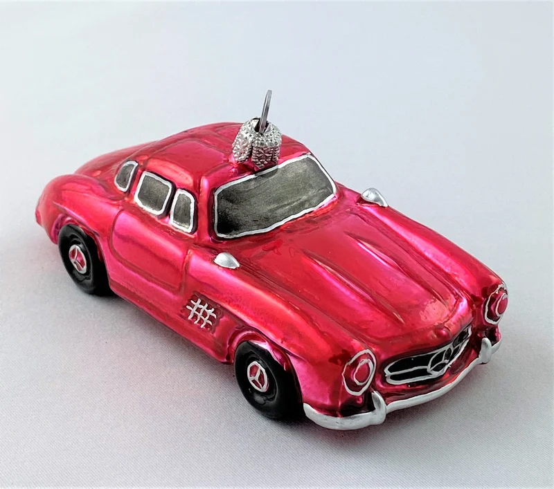 Rotes Mercedes Coupe