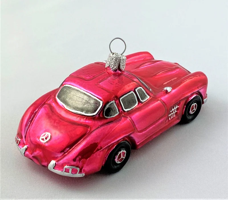Rotes Mercedes Coupe