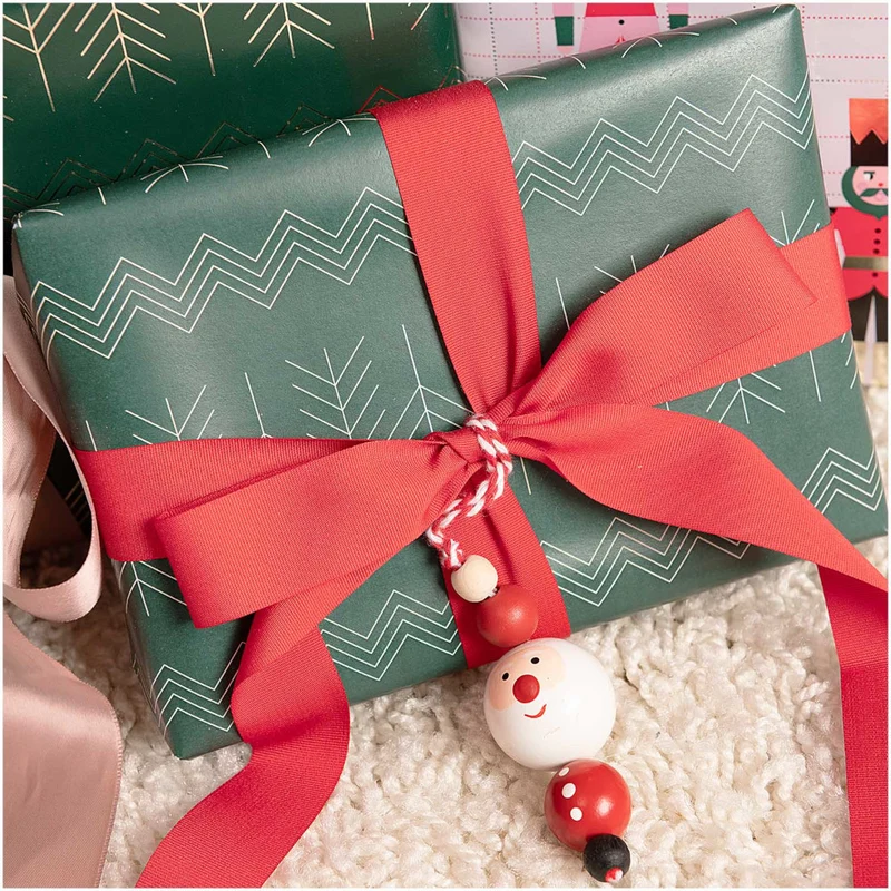 Rico Design Geschenkpapier Zackenmuster, grün