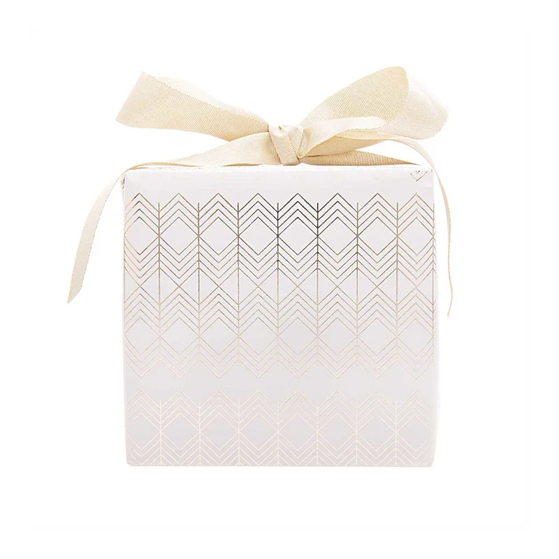 Rico Design Geschenkpapier Zackenmuster, weiß