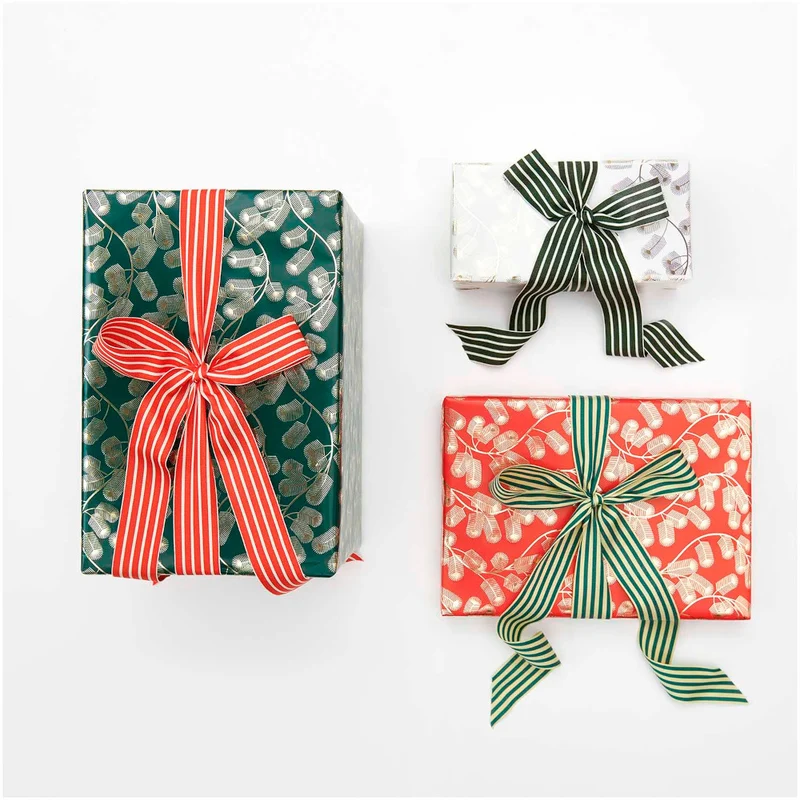 Rico Design Geschenkpapier Tannenzweige, grün