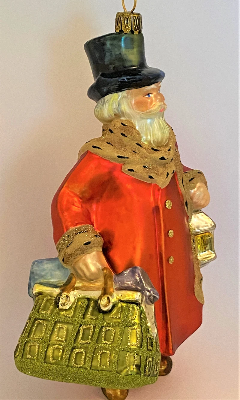 Viktorianischer Santa mit Reisetasche und Laterne, KOMOZJA MOSTOWSKI