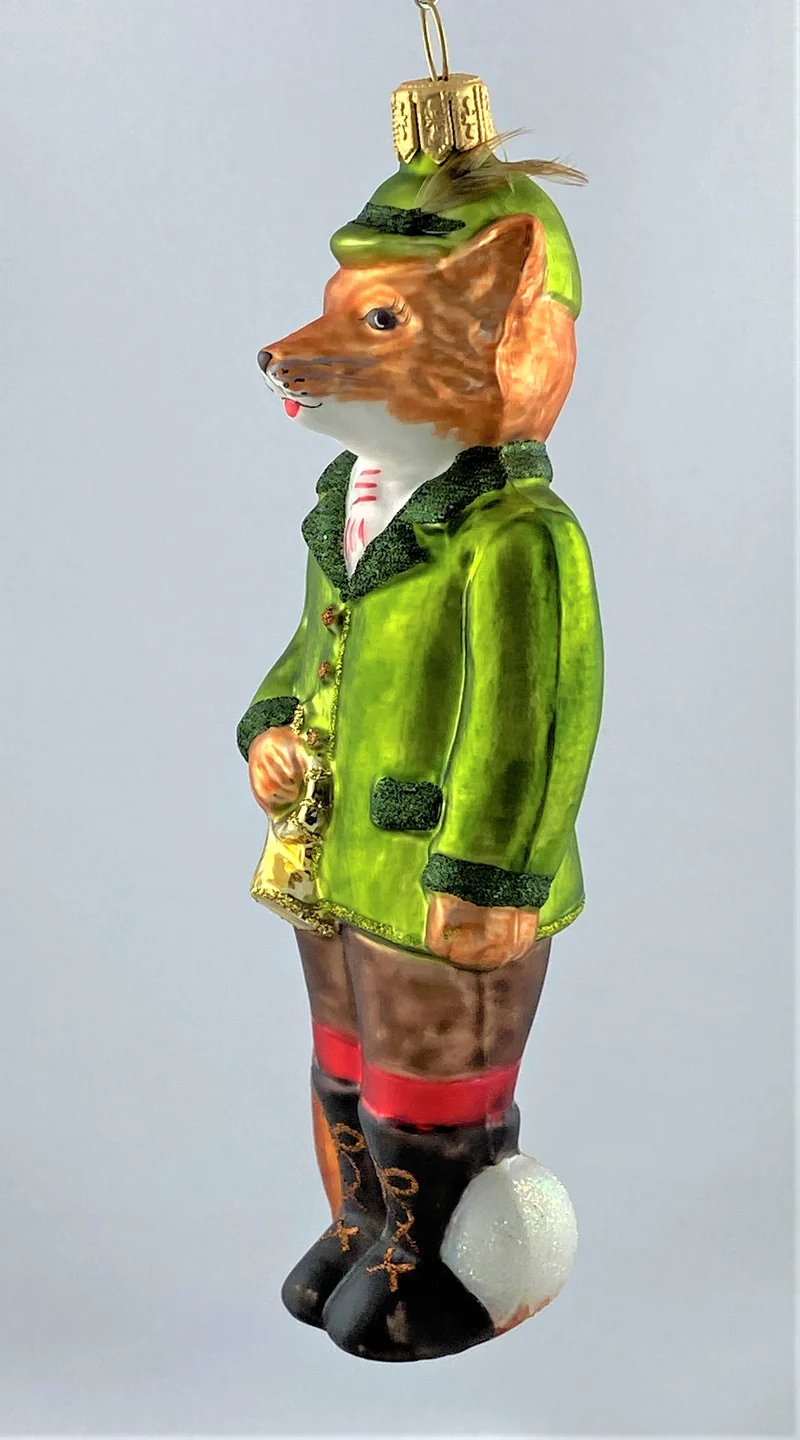 Fuchs im eleganten Jagdkostüm
