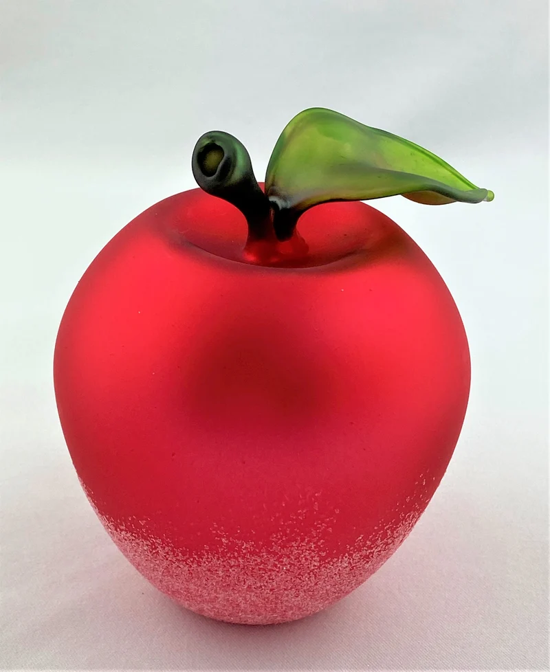 Roter Apfel mit Blatt, Glimmer