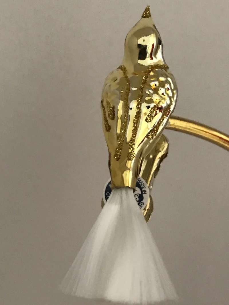 Kleiner goldener Vogel, Fiberglas