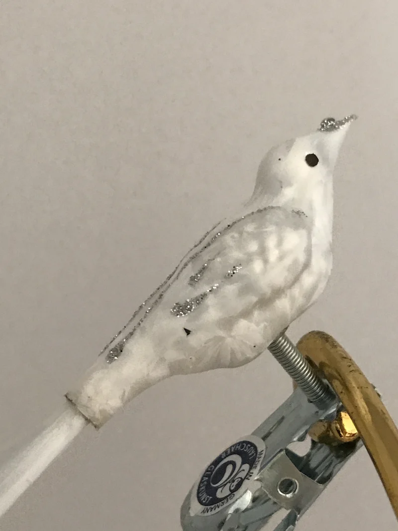 Kleiner weisser Vogel, Fiberglas