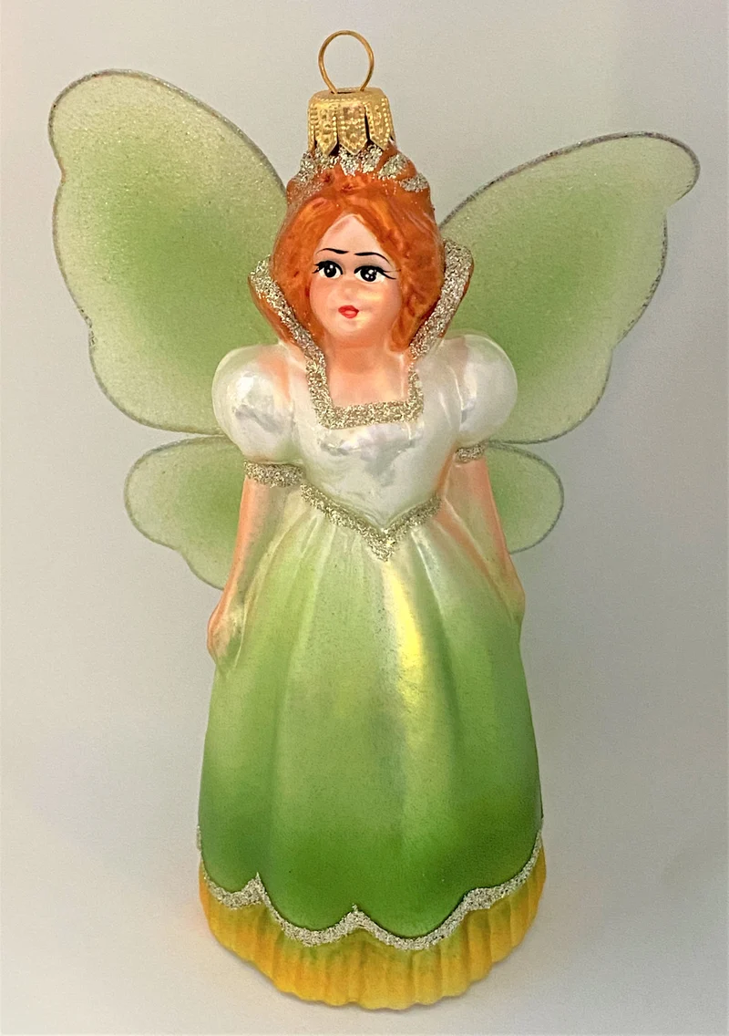 Feen-Prinzessin im grünen Kleid