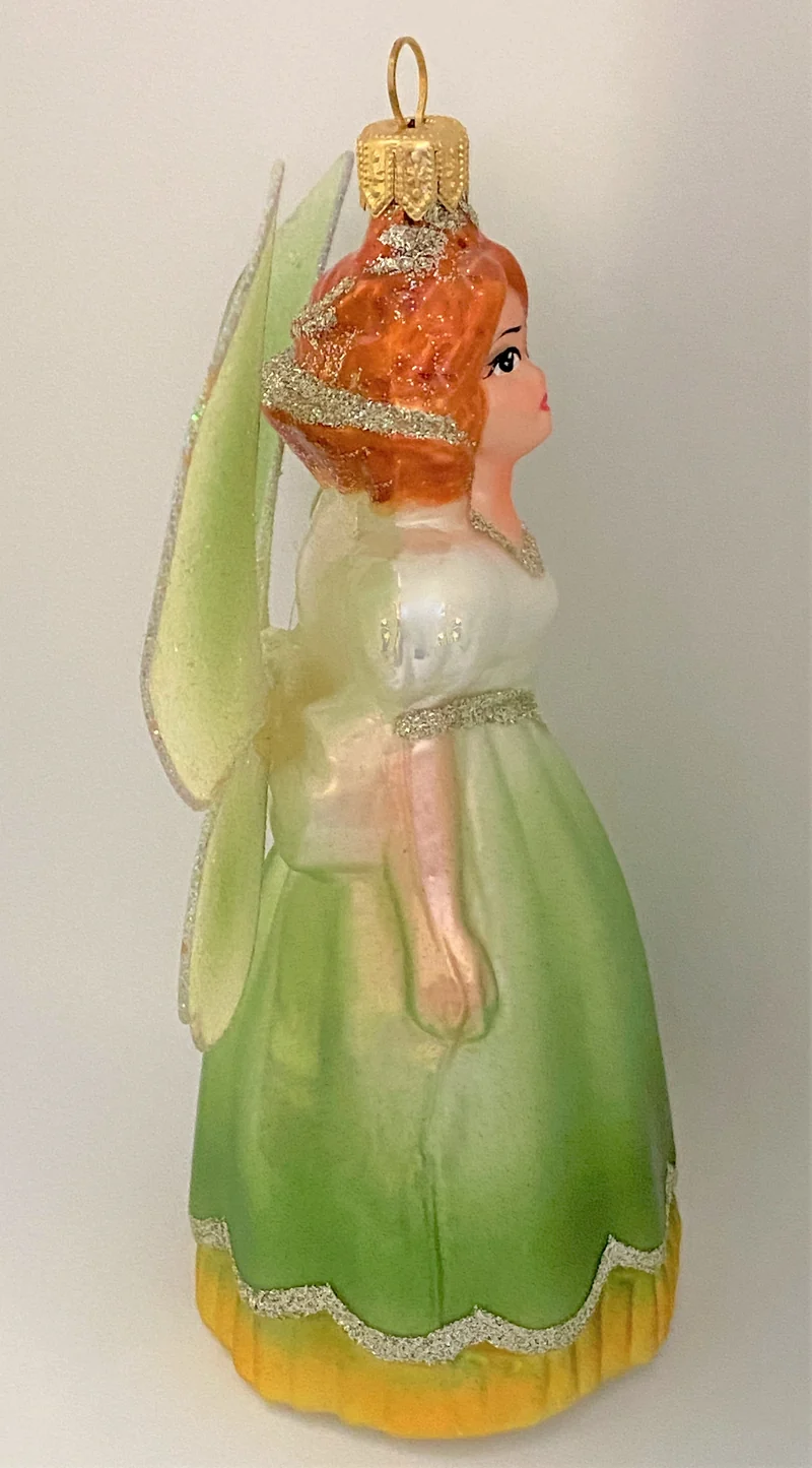 Feen-Prinzessin im grünen Kleid