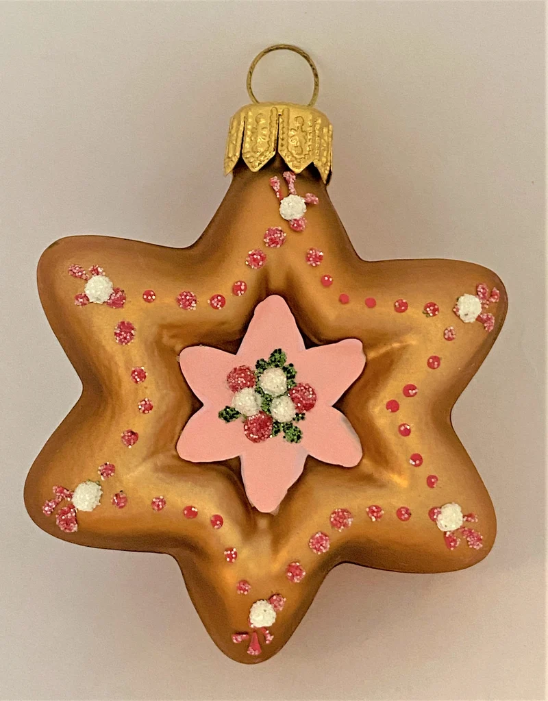 Gingerbread Lebkuchenstern mit rosa Sternendekoration