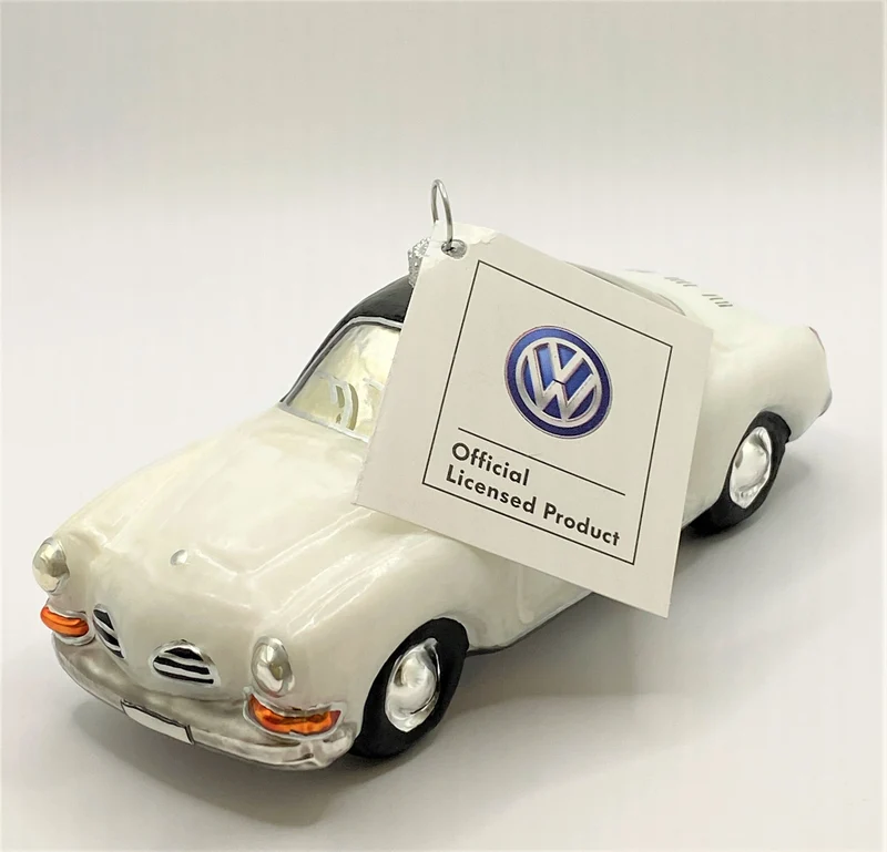 VW Karmann-Ghia weiss mit schwarzem Dach