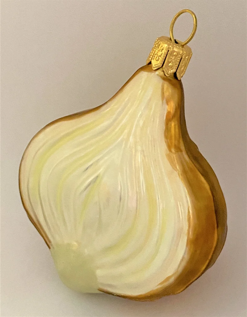 Halbe braune Zwiebel