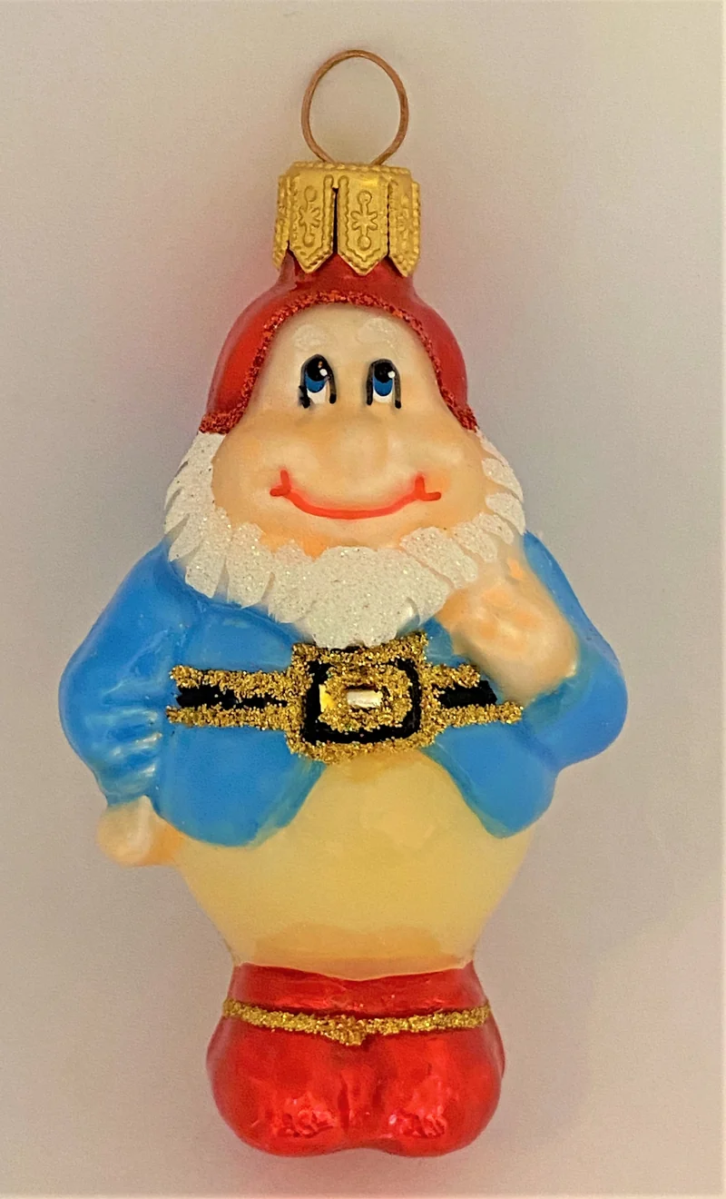 Fröhlicher Zwerg mit blauer Jacke