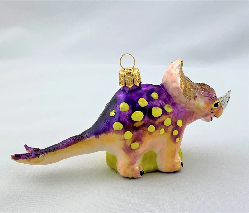 Kleiner Ceratops-Saurier, violett