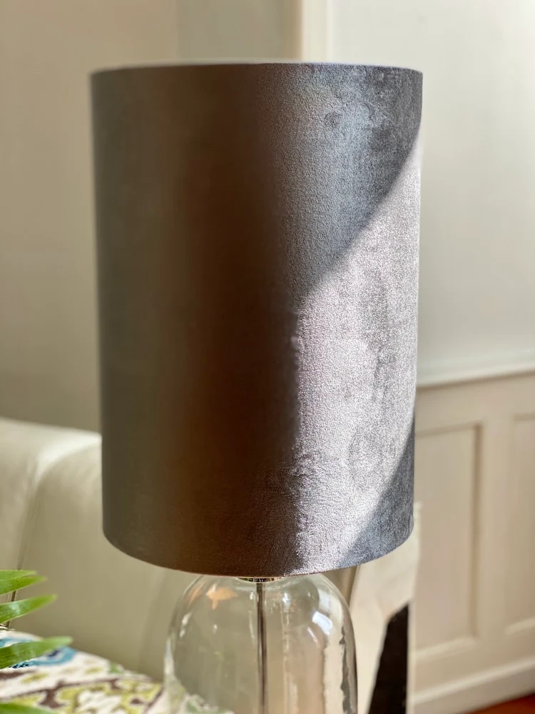 Tischlampe BOUALA Glas-Samt graphite 85cm