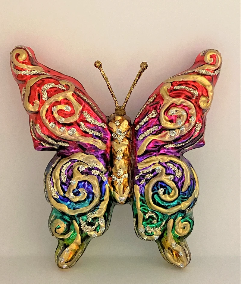 Grosser bunter Schmetterling mit Clip