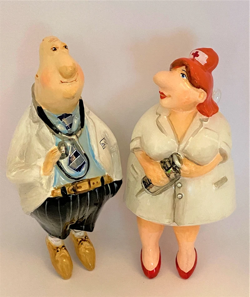 Der liebe Doktor und seine Assistentin, KOMOZJA MOSTOWSKI