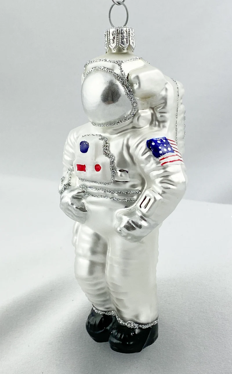 Astronaut im Raumanzug
