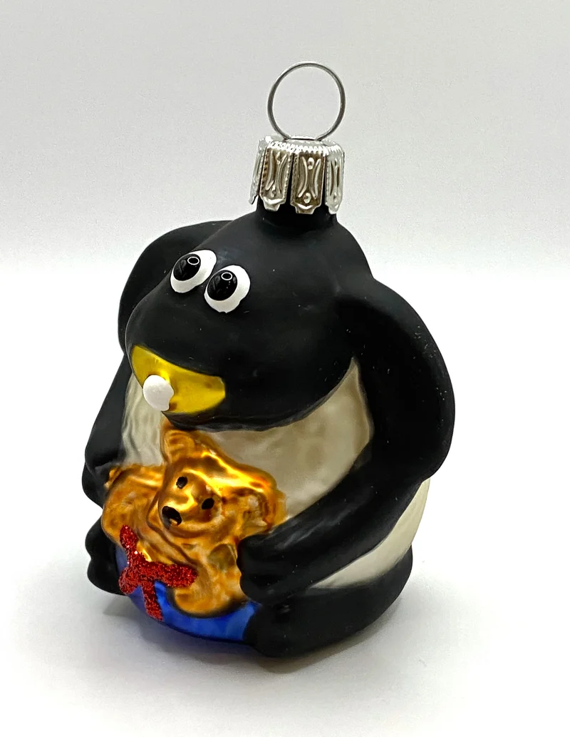 Timmy mit Geschenk, Shaun das Schaf