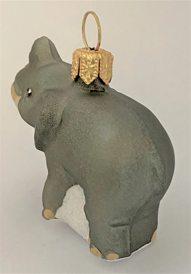 Mausgrauer Elefant