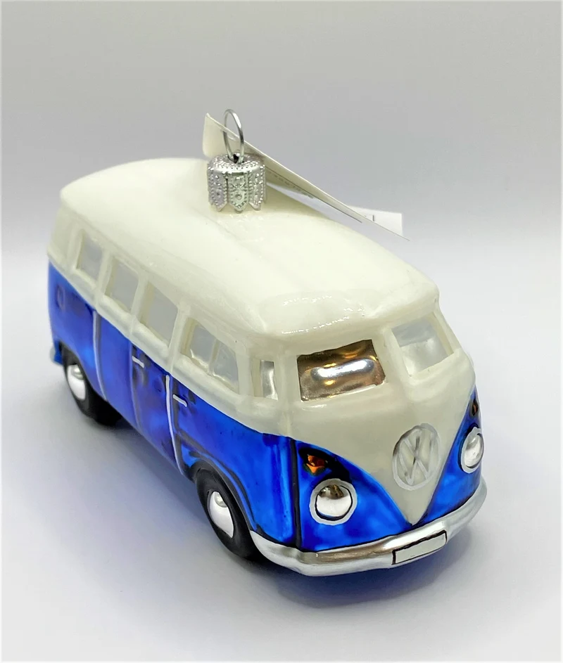VW-Bus blau mit weissem Dach