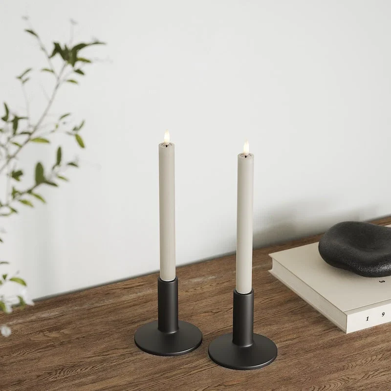 Deluxe Homeart LED Stabkerze 2er Set H 24cm sand