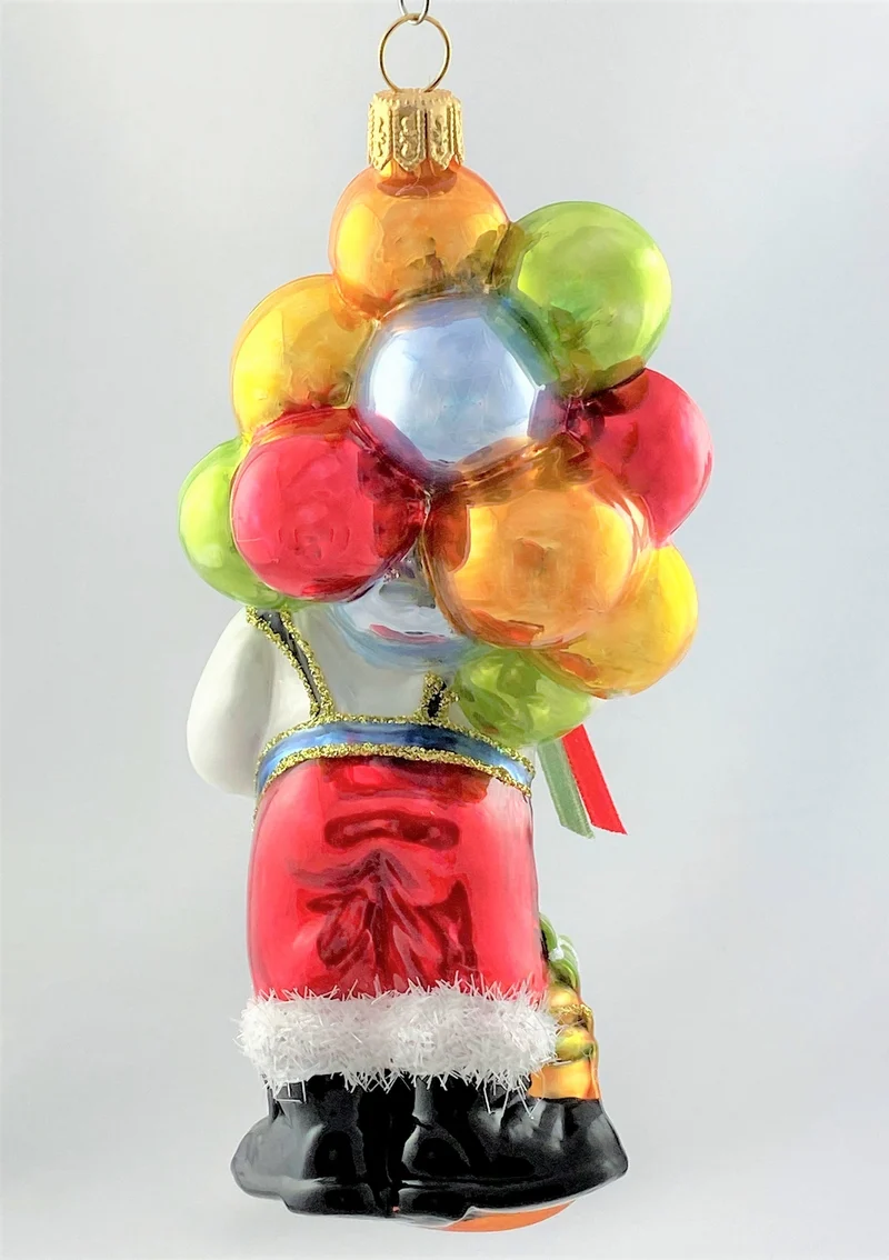 Santa hat sich als Clown verkleidet