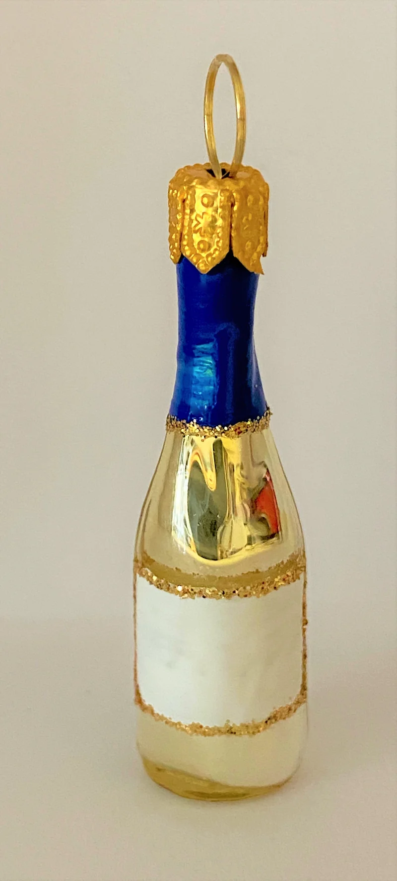 Kleine Weisswein-Flasche